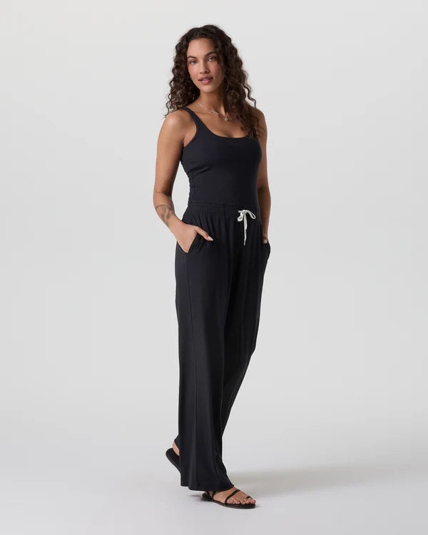 Women’s Pose Scoop Jumpsuit