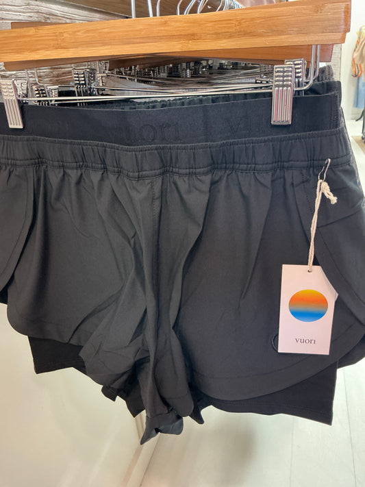 WV Luna short black