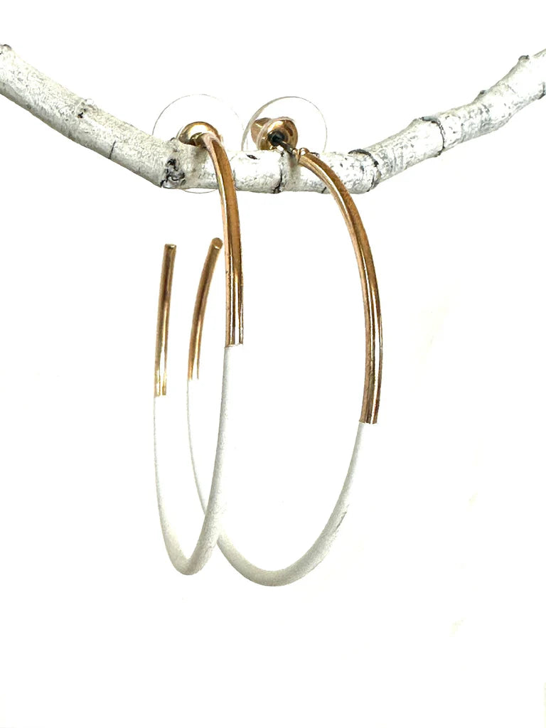 White/gold hoops