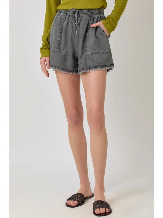 Frayed Detail Washed Shorts