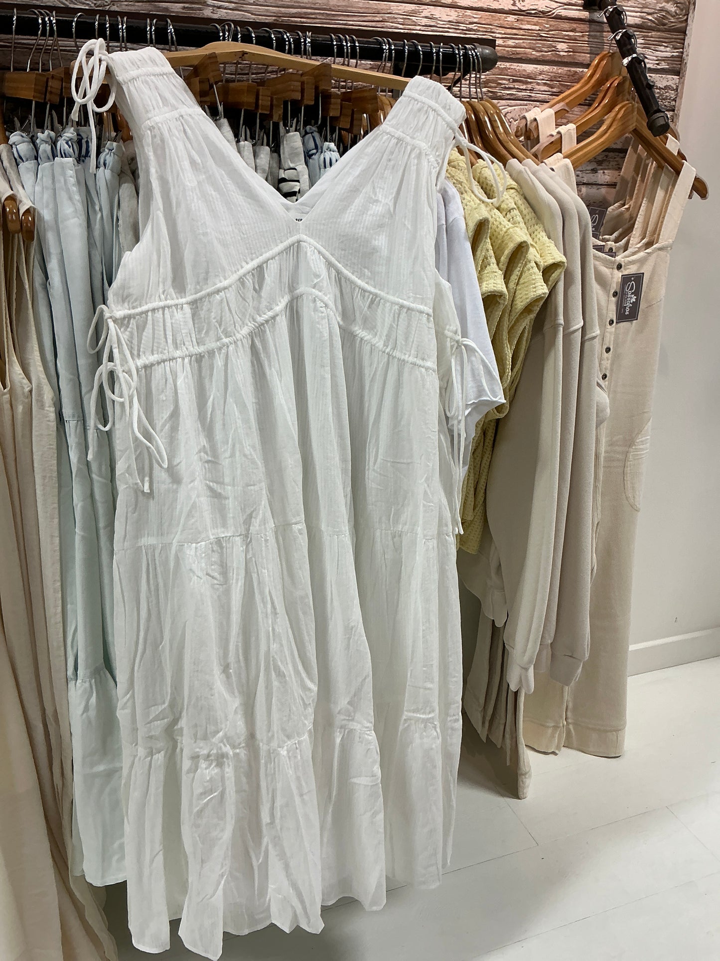 Aldean dress